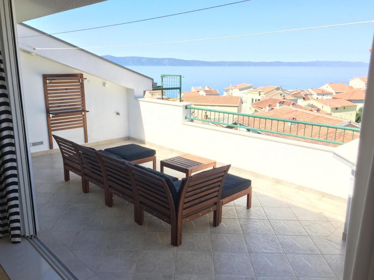 Apartments Leut 80M From The Sea Podgora Rom bilde